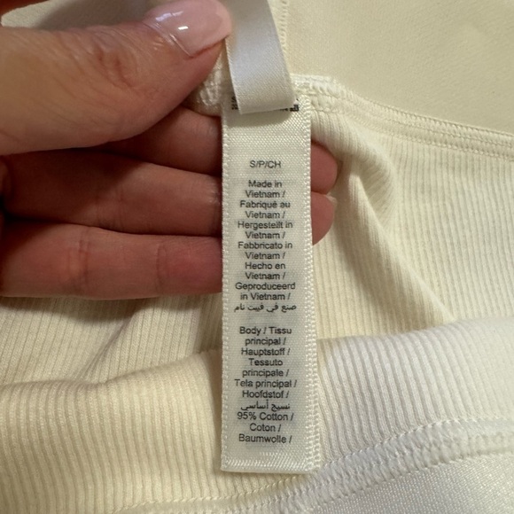 NWOT SKIMS Cream Ribbed Cotton Shorts - Picture 3 of 3